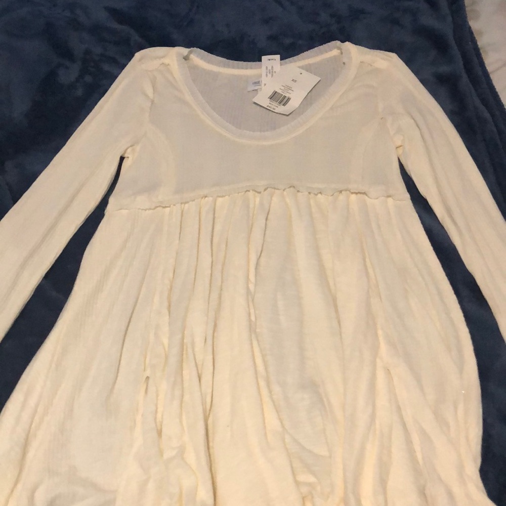 WHITE COTTON LONG SLEEVE FROM BELK